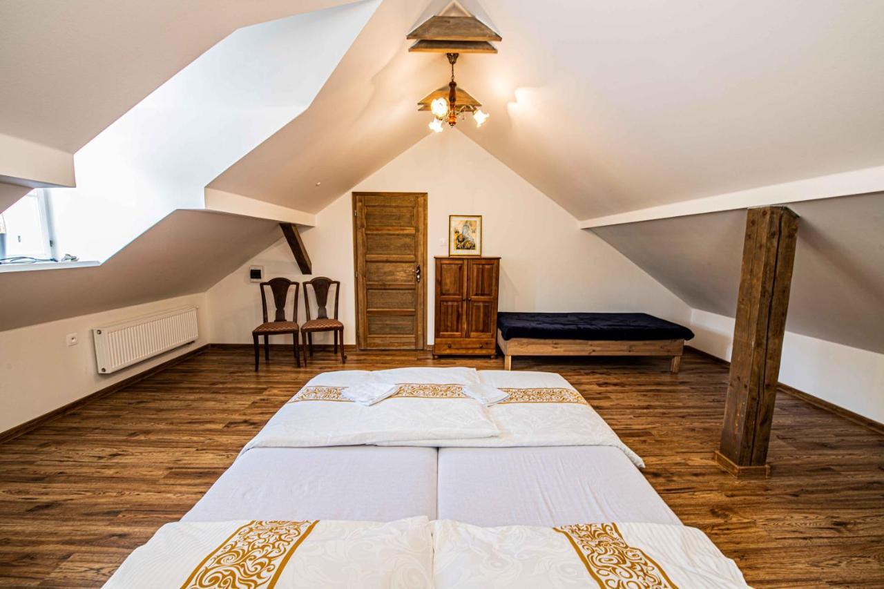 Holiday Home Банска-Штьявница Экстерьер фото